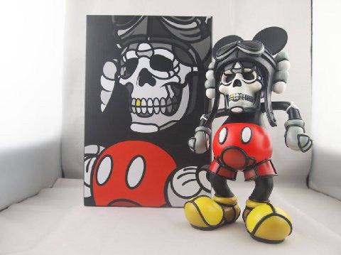 Deathshead Vinyl Toy Figure by Dave Flores