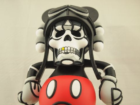 Deathshead Vinyl Toy Figure by Dave Flores